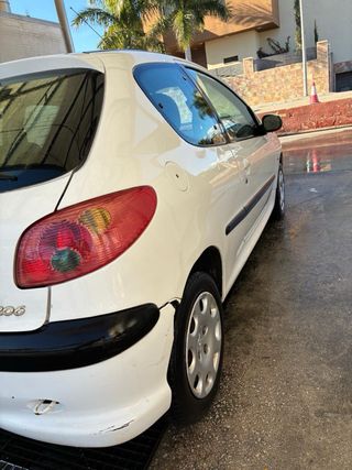 Peugeot 206 2004