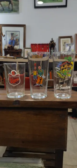 Lote de 3 vasos de colección