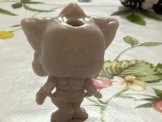 2 Figuras Demogorgon Stranger Things Kinder