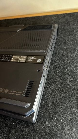 Portátil Gaming Asus ROG G513 Ryzen 7 RTX 3050