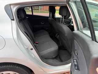 Renault Megane 1.5 DCI 110 CV 5 PUERTAS