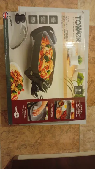 2 Barcos decorativos de madera rojos