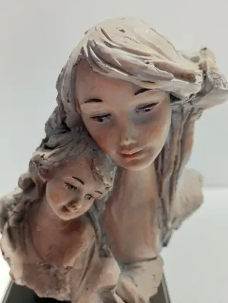 Figura Pau Marcell Madre e Hijo