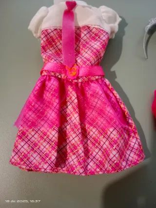Conjunto Barbie Vestido Rosa Tiara y Zapatos