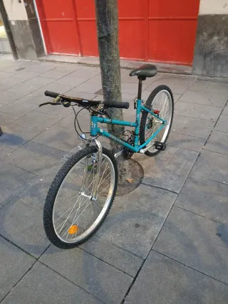 Bicicleta MTB color azul