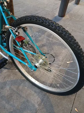 Bicicleta MTB color azul