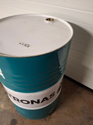 Barril PETRONAS bidon