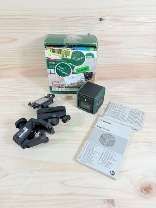 Bosch nivel láser de líneas cruzadas quiko green