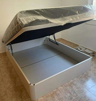 Canapés y Colchones