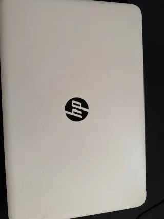 Portátil HP 15-AC134ns Blanco