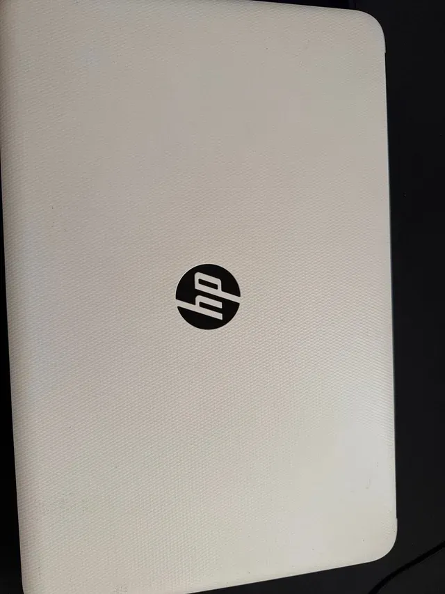 Portátil HP 15-AC134ns Blanco