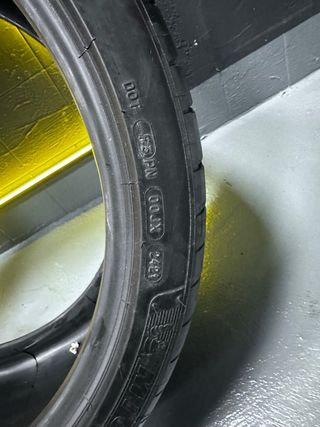 Michelin Pilot Sport 4 s 255 35 r20