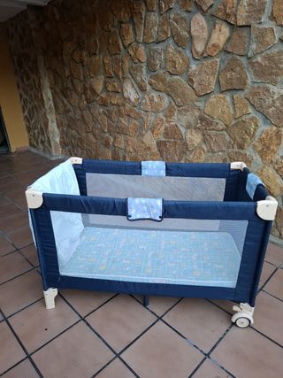 Cuna de viaje plegable