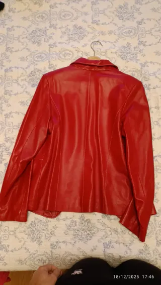 Chaqueta de cuero auténtico roja