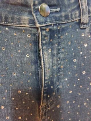 Pantalón niña Calzedonia con brillantes