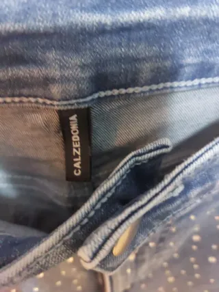 Pantalón niña Calzedonia con brillantes