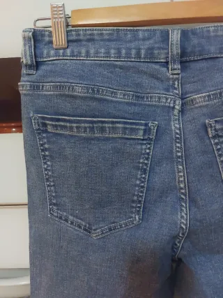 Pantalón niña Calzedonia con brillantes