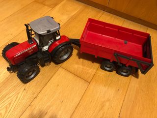 Tractor Massey Ferguson 7480 con remolque