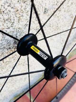 Ruedas Mavic Cosmic Carbono