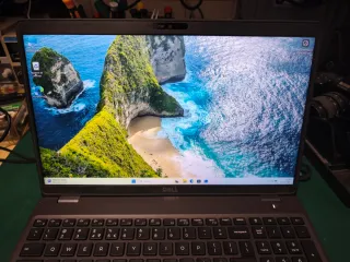 Portátil Dell Latitude 5500 Negro/Plata