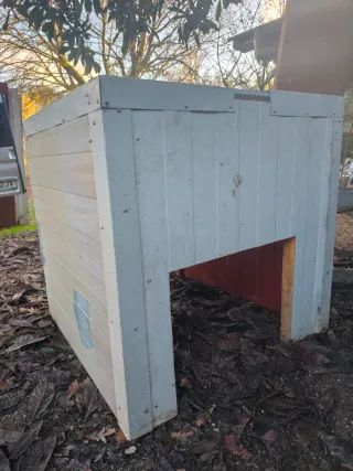 Caseta perro panel sándwich