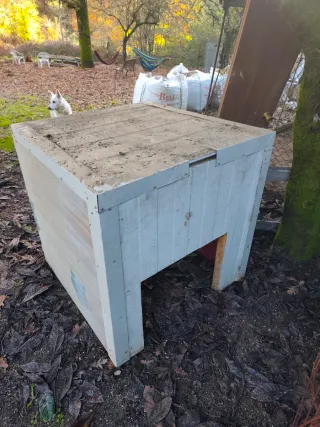 Caseta perro panel sándwich