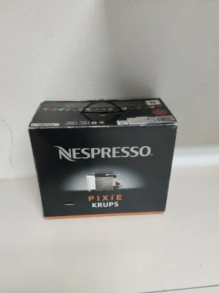 Cafetera Nespresso Pixie Krups naranja