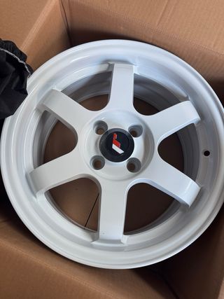 Llantas Japan Racing JR3 Blancas