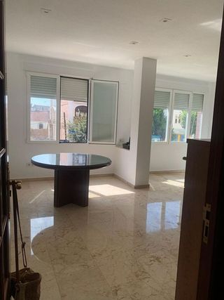 Piso en alquiler en Ollerías - San Cayetano en Córdoba