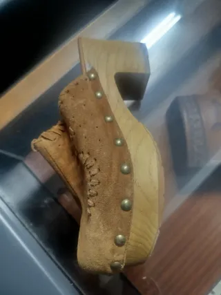 Zuecos de madera
