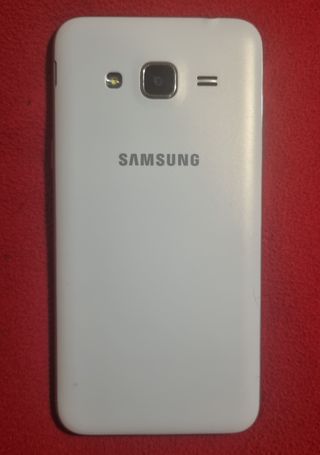 Samsung Galaxy J3 (2016) Bianco libero