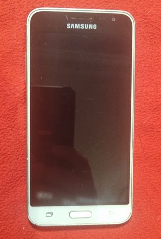 Samsung Galaxy J3 (2016) Bianco libero