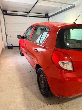 Renault Clio 1,5 dci 75 cv 5 puertas