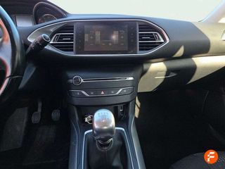 Peugeot 308 5p Allure 1.6 BlueHDi 88KW (120CV)