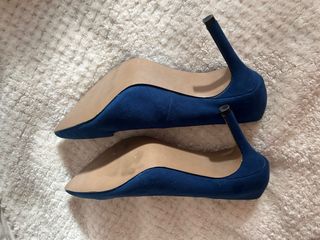 Zapatos tacón ante azul elegantes