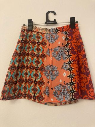 Falda corta Surkana estampada