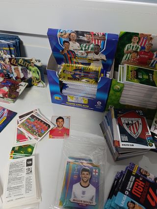 Gran Lote cromos fútbol diferentes años