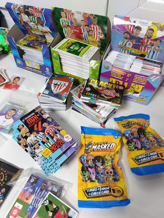 Gran Lote cromos fútbol diferentes años