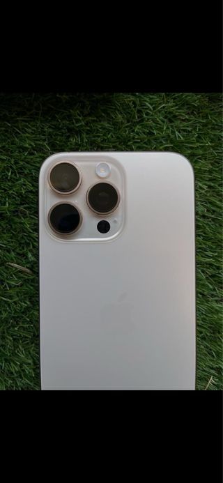 iPhone 16 Pro Max 256GB Dorado