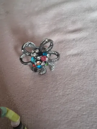 Anillo flor bisutería piedras multicolor