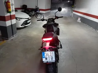 Husqvarna Svartpilen 801