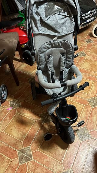 Triciclo infantil gris