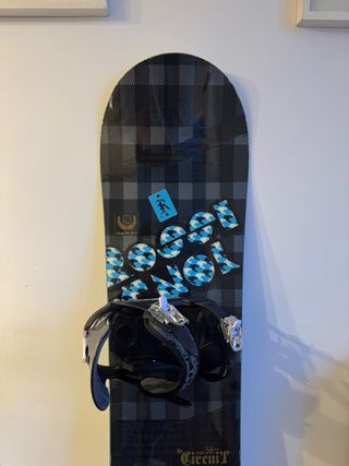 Tabla Snowboard 156 Rossignol, Fijaciones y funda