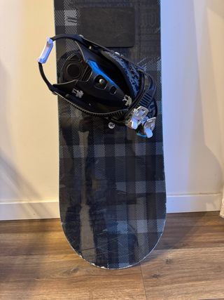 Tabla Snowboard 156 Rossignol, Fijaciones y funda