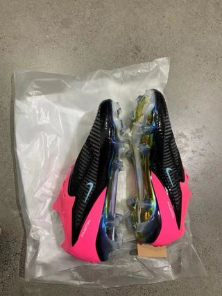 Botas de fútbol Nike Phantom