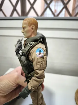 Figura militar soldado aviación