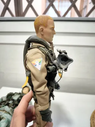 Figura militar soldado aviación