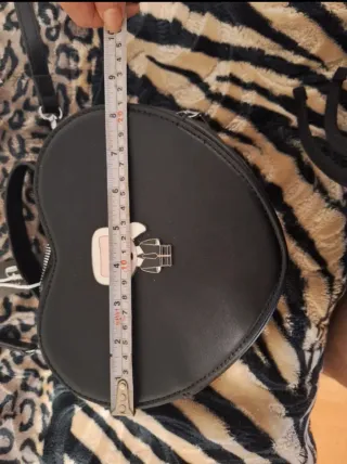 Bolso Corazón Karl Lagerfeld Negro