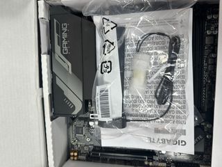 GIGABYTE B760M GAMING X AX DDR4 Placa #066687