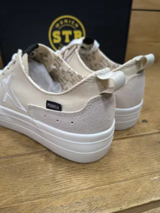 Zapatillas Munich Beige Talla 40